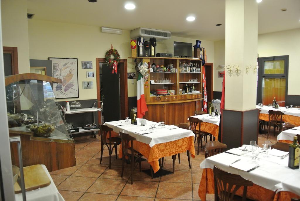 Arlecchino Hotel Castel San Pietro Terme Exterior photo